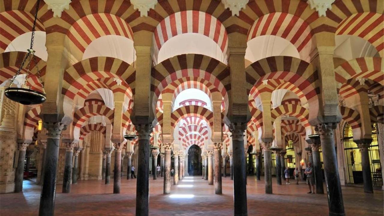 Eduardo Lucena 5, Casco Historico