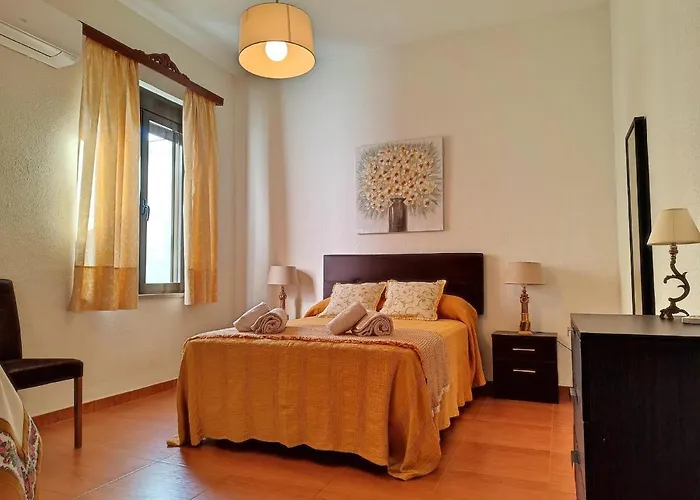 Eduardo Lucena 5, Casco Historico
